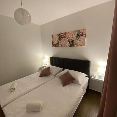 Villa Moon Trogir Exteriör bild